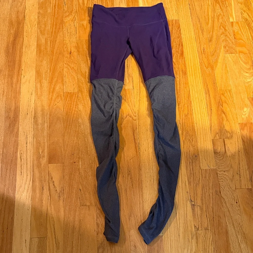 ALO Yoga Navy and Black Two-Tone High-Waist Leggings
